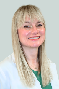 Sarah Dille Lee, OD, is a board-licensed Comprehensive Optometrist serving patients at our Sandy Springs location with a special interest in pediatric eye care.